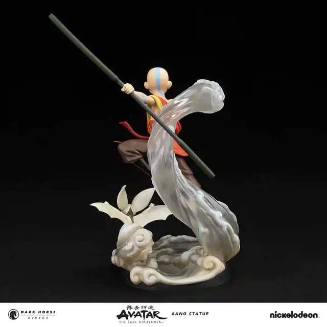 Avatar The Last Airbender PVC Statue Aang & Momo 30 cm termékfotó