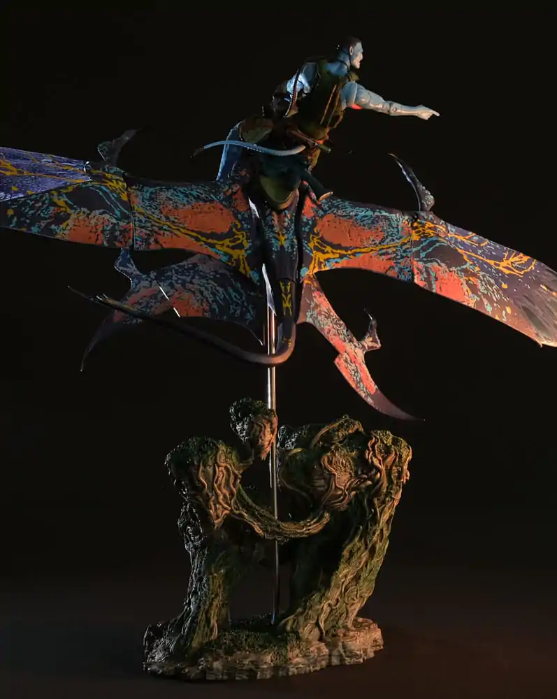 Avatar: The Way of Water Action Figure Recom Quaritch & RDA Banshee (Gold Label)  product photo