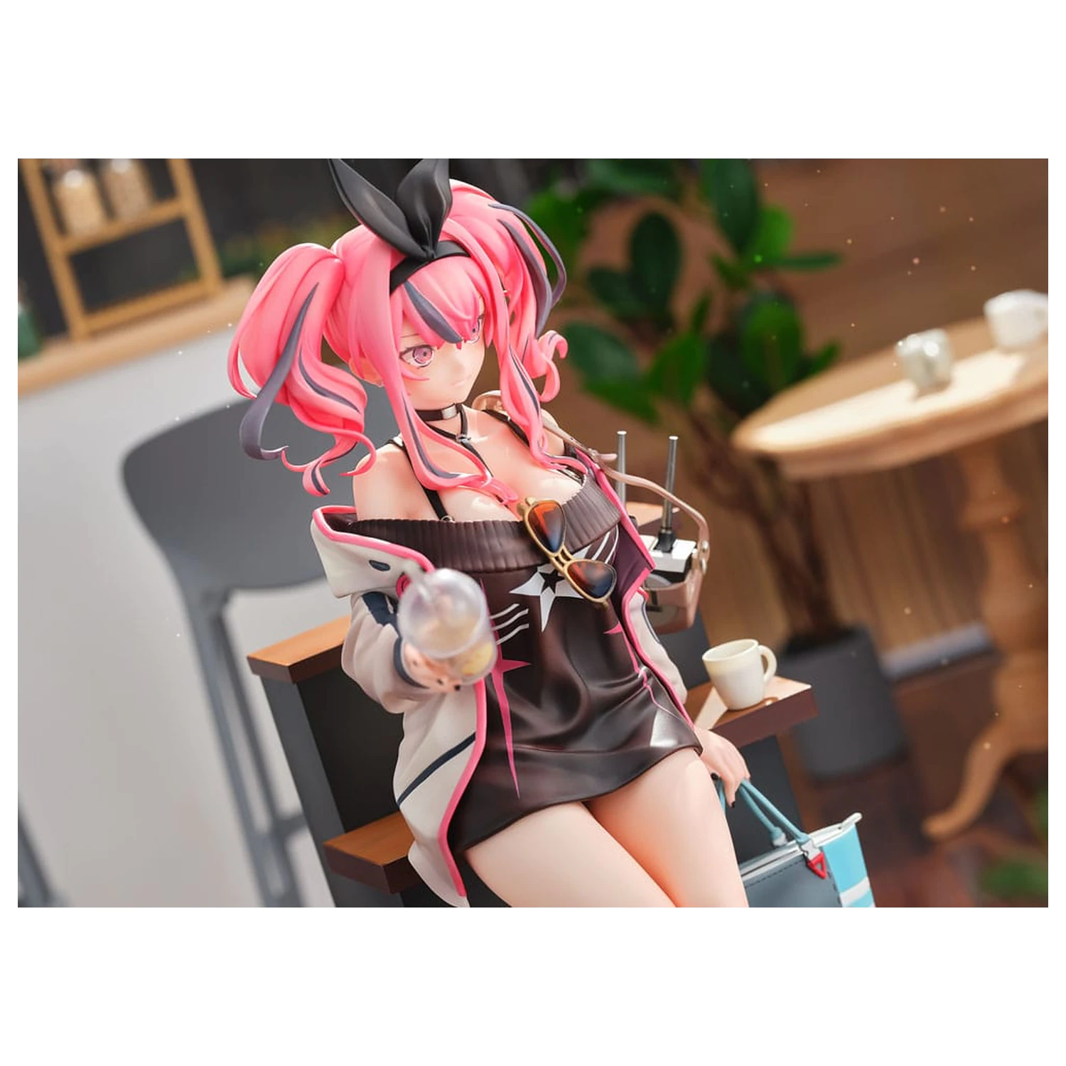 Azur Lane PVC Statue 1/6 Bremerton - Happy Dating Ver. 23 cm product photo