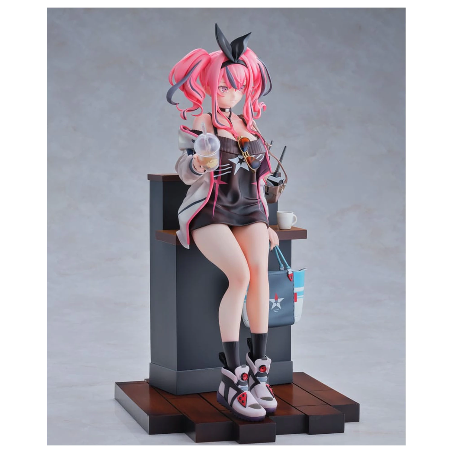 Azur Lane PVC Statue 1/6 Bremerton - Happy Dating Ver. 23 cm product photo