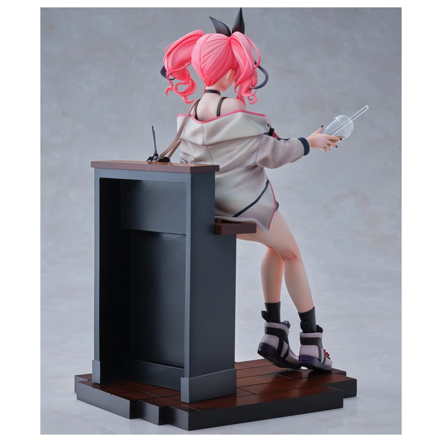Azur Lane PVC Statue 1/6 Bremerton - Happy Dating Ver. 23 cm product photo