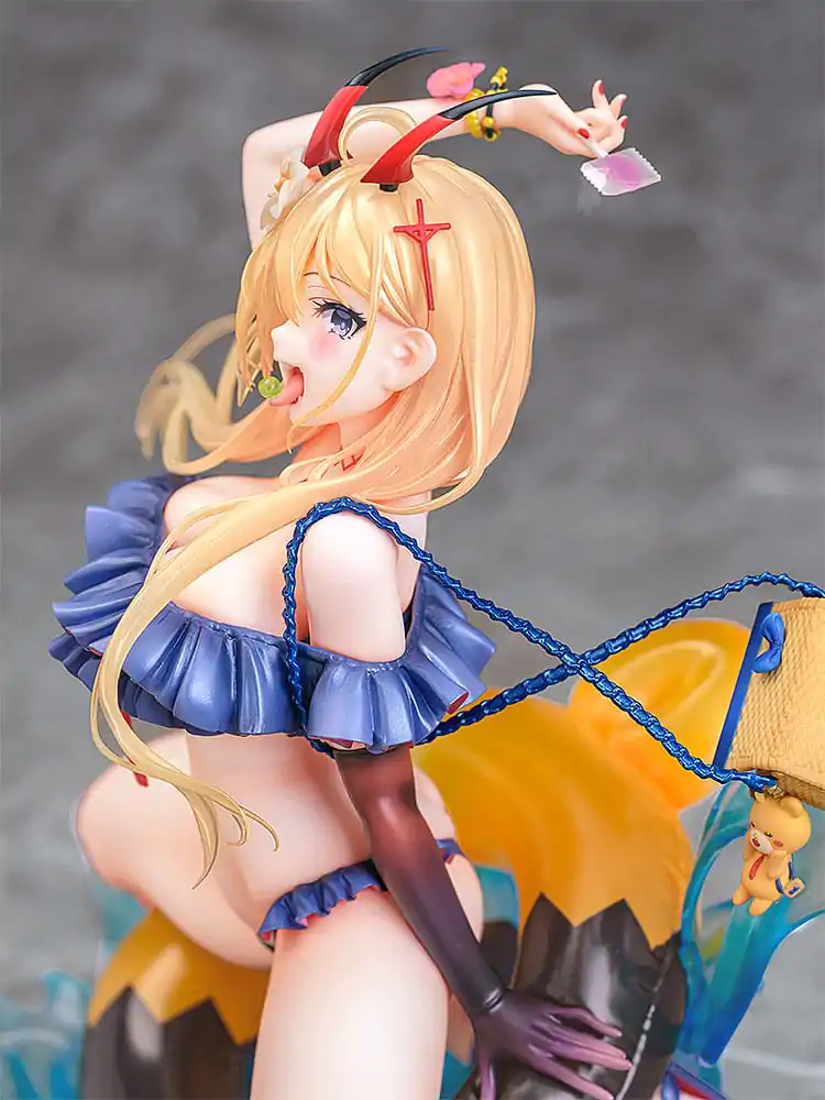 Azur Lane PVC Statue 1/6 Kumano: Fancy Waves Ver. 19 cm termékfotó