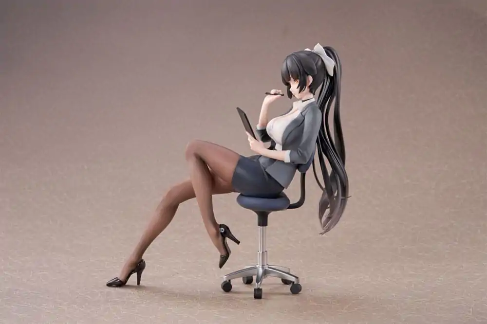 Azur Lane PVC Statue 1/6 Takao Ofiice Lady Ver. 18 cm termékfotó