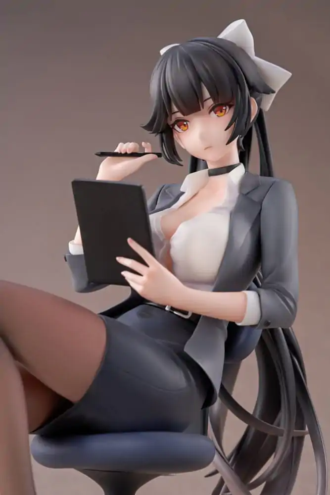 Azur Lane PVC Statue 1/6 Takao Ofiice Lady Ver. 18 cm termékfotó