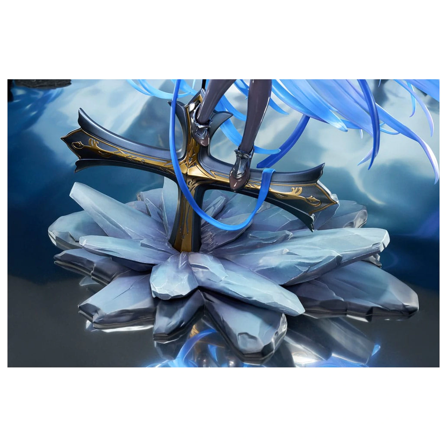 Azur Lane PVC Statue 1/7 Alsace 47 cm              product photo