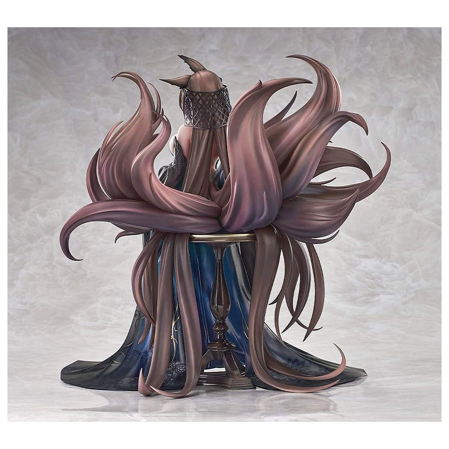 Azur Lane PVC Statue 1/7 Amagi: Throne of Fallen Petals Ver. 27 cm  product photo