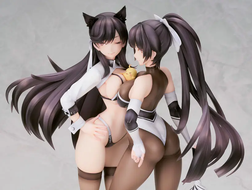 Azur Lane PVC Statue 1/7 Atago & Takao Race Queen Ver. 25 cm termékfotó