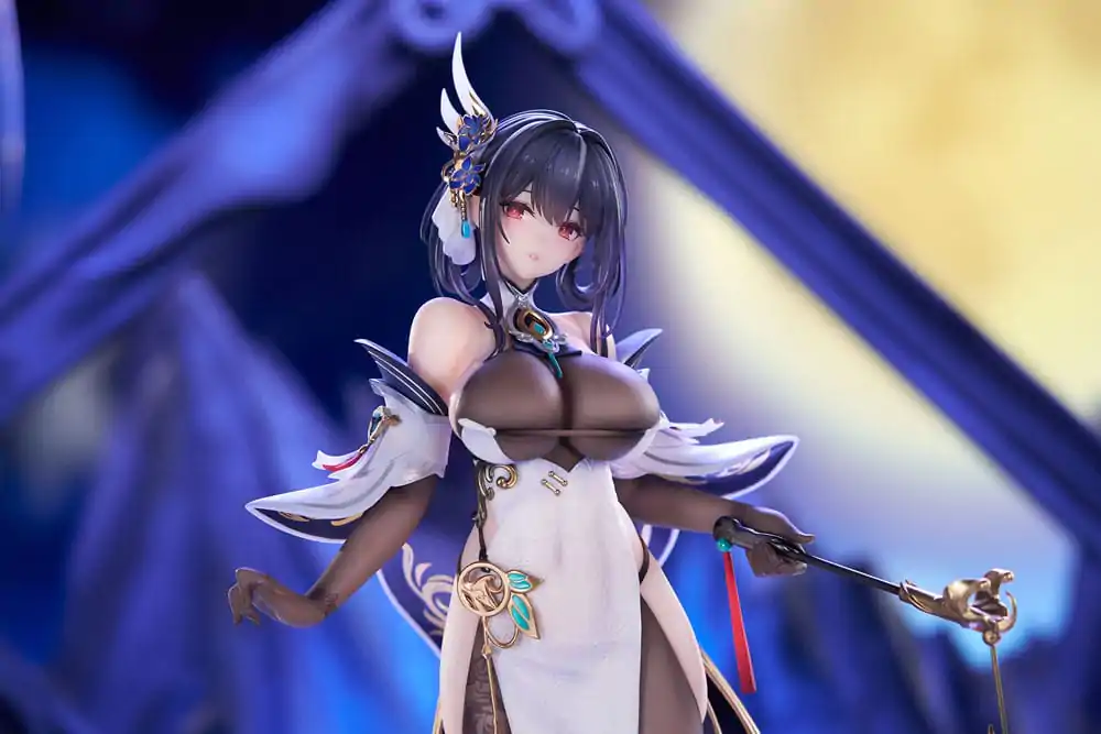 Azur Lane PVC Statue 1/7 Chen Hai Kai 31 cm product photo