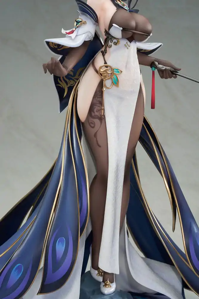 Azur Lane PVC Statue 1/7 Chen Hai Kai 31 cm product photo