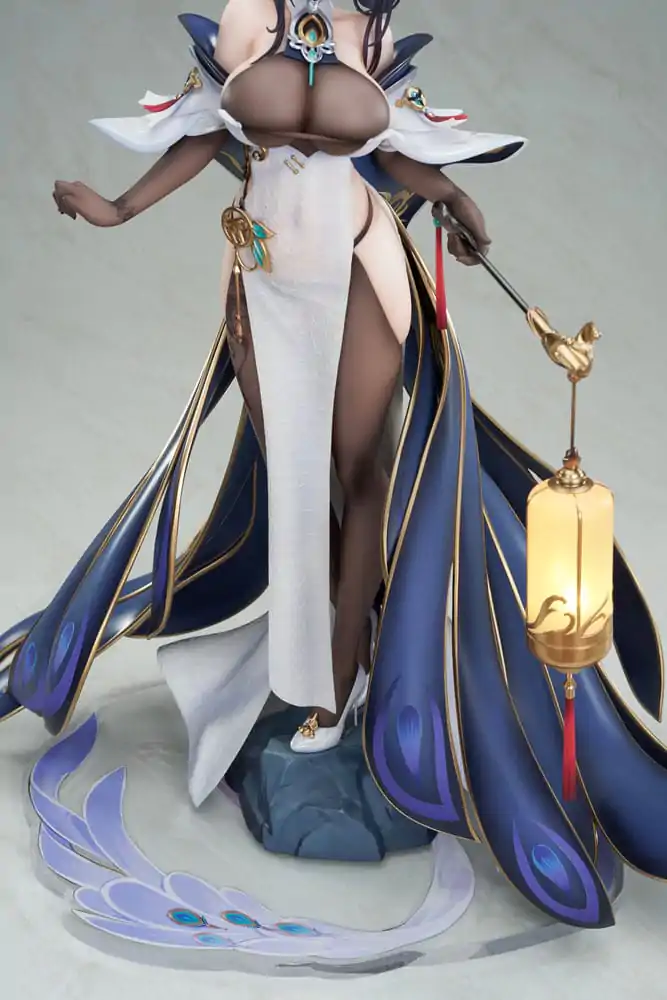 Azur Lane PVC Statue 1/7 Chen Hai Kai 31 cm product photo