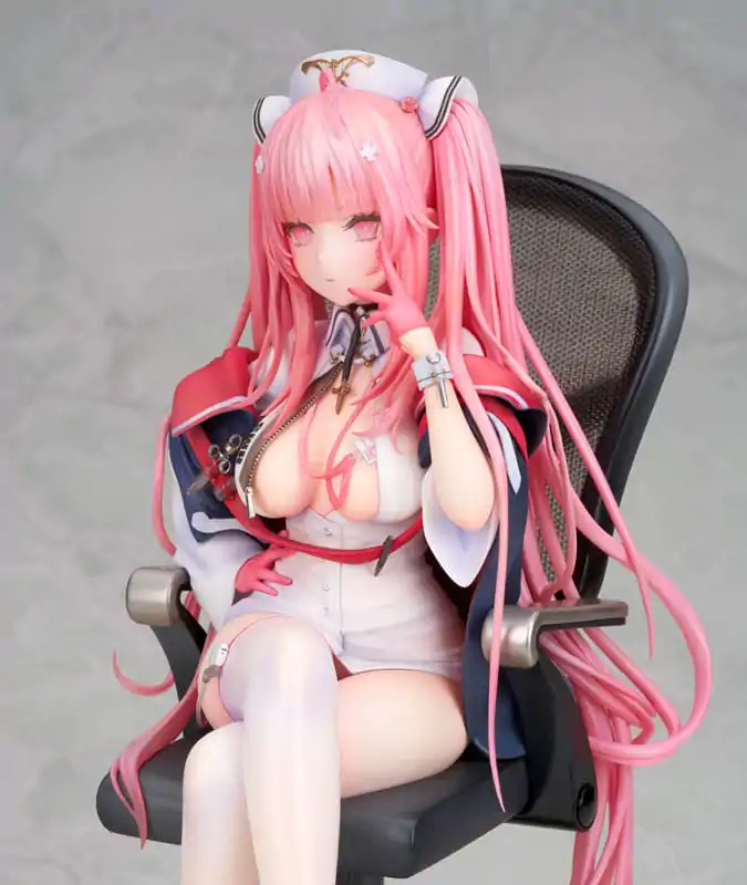 Azur Lane PVC Statue 1/7 Perseus Nursery Unfamiliar Duties Ver. 21 cm termékfotó