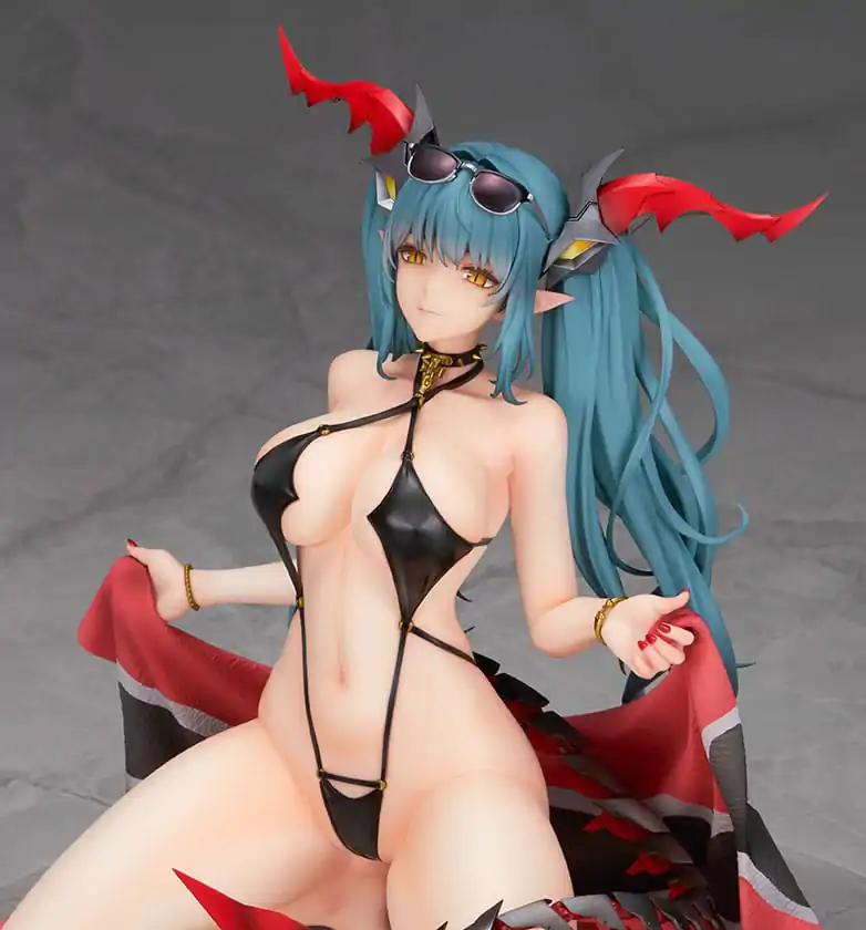 Azur Lane PVC Statue 1/7 Regensburg Dark Dragon and the Coast of Light Ver. 16 cm product photo
