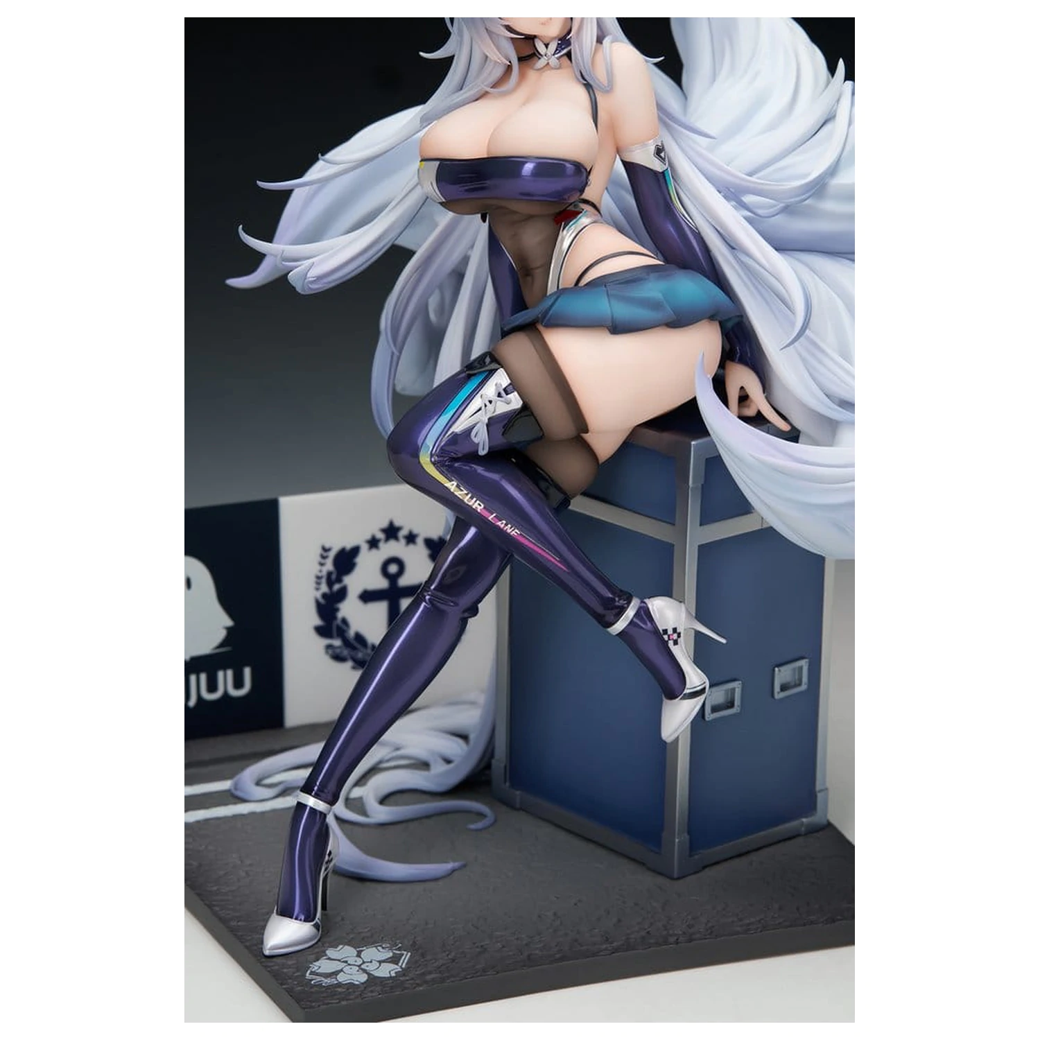 Azur Lane PVC Figure 1/7 Shinano Moonlit Chrome Ver. Acrylic Special Edition w/Display 25 cm product photo