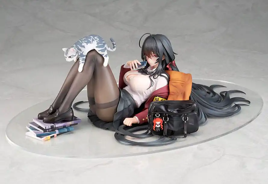 Azur Lane PVC Statue 1/7 Taiho Sweet Time After School Ver. 32 cm termékfotó