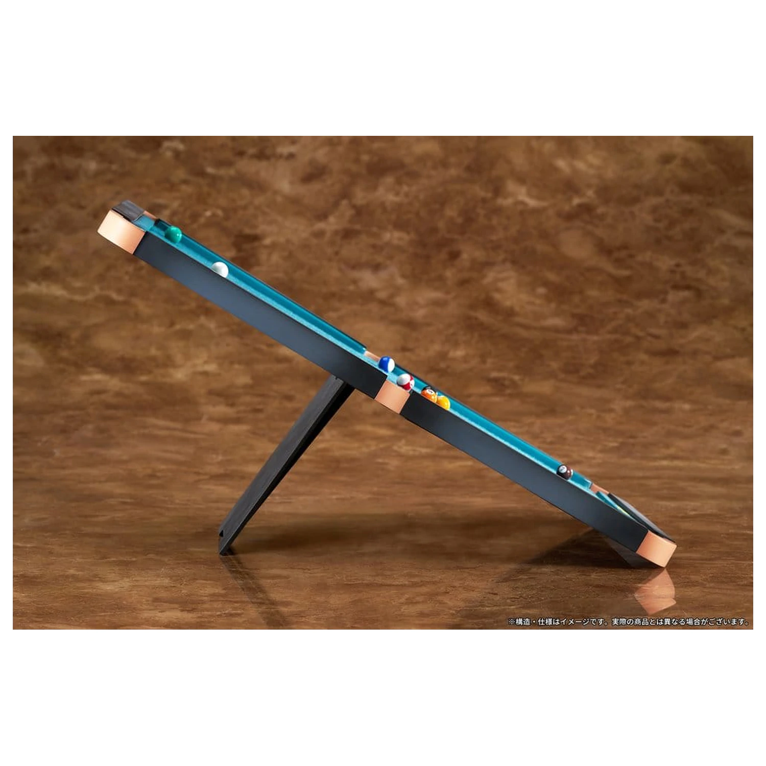 Azur Lane PVC Statue 1/7 Taihou Fun on the Baize Ver. 27 cm               product photo