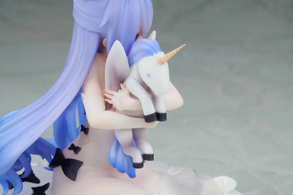 Azur Lane PVC Statue 1/7 Unicorn Light Equipped Ver. 14 cm termékfotó