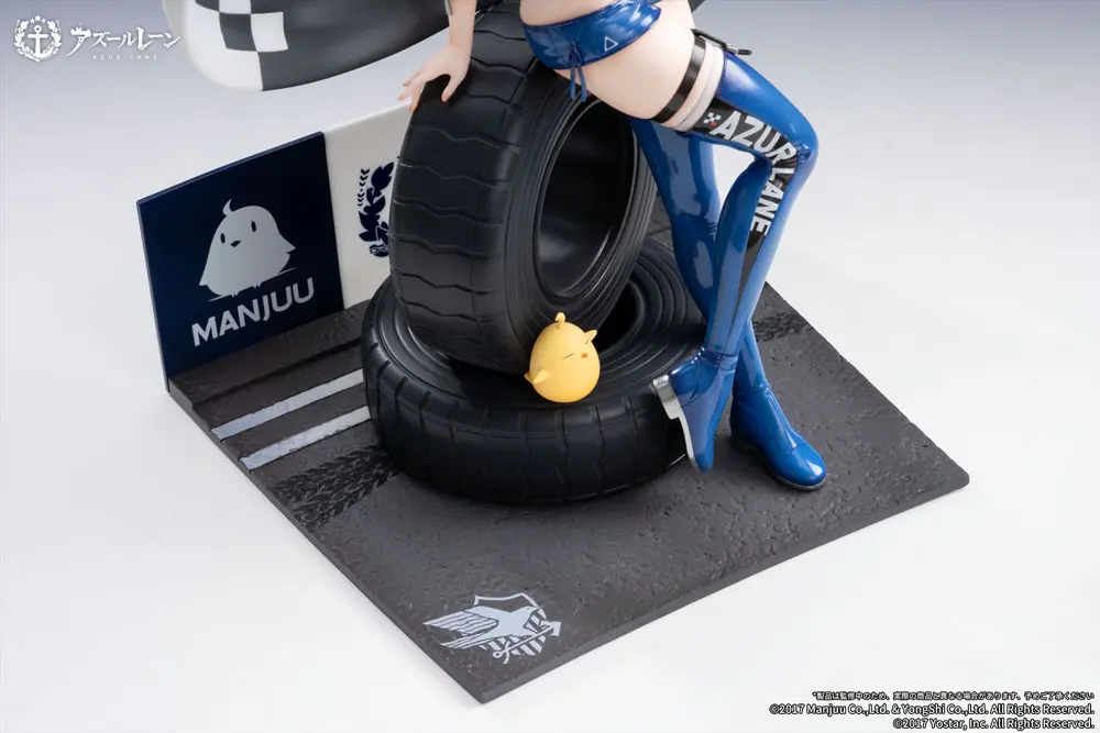 Azur Lane PVC Statue Baltimore Finish Line Flagbearer Ver. 24 cm product photo