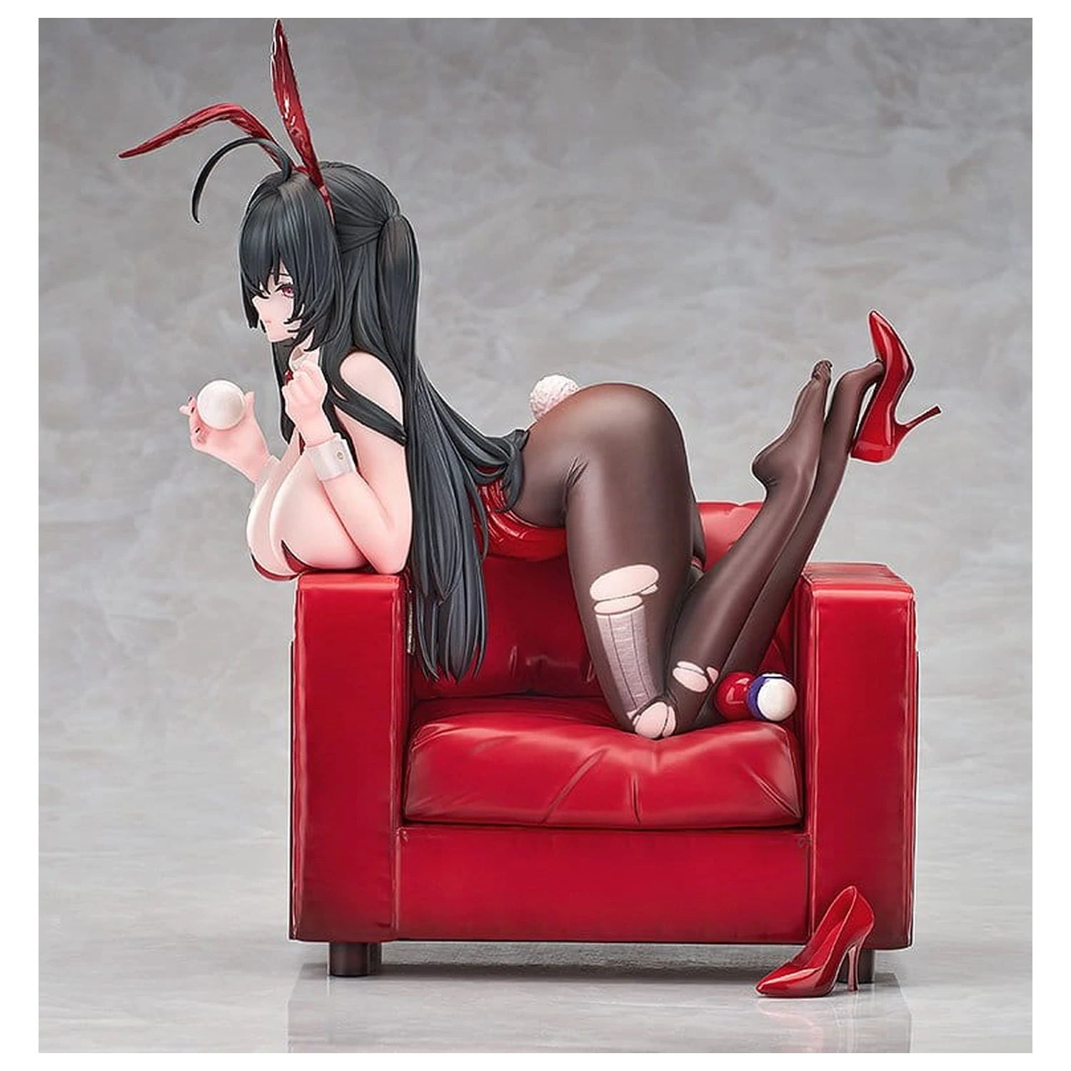 Azur Lane PVC Figure 1/7 Taihou: Fun on the Baize - Illustration Ver. 22 cm product photo