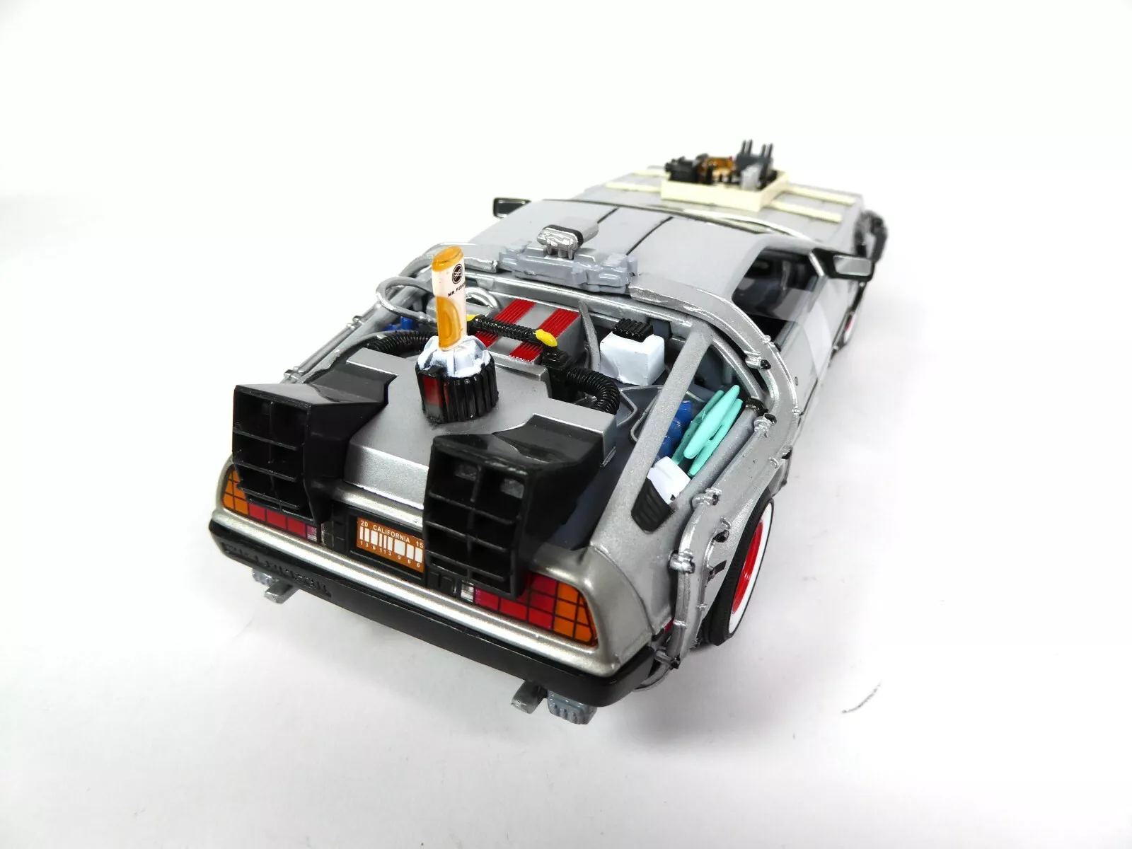 Back to the Future III Diecast Model 1/24 ´81 DeLorean LK Coupe product photo