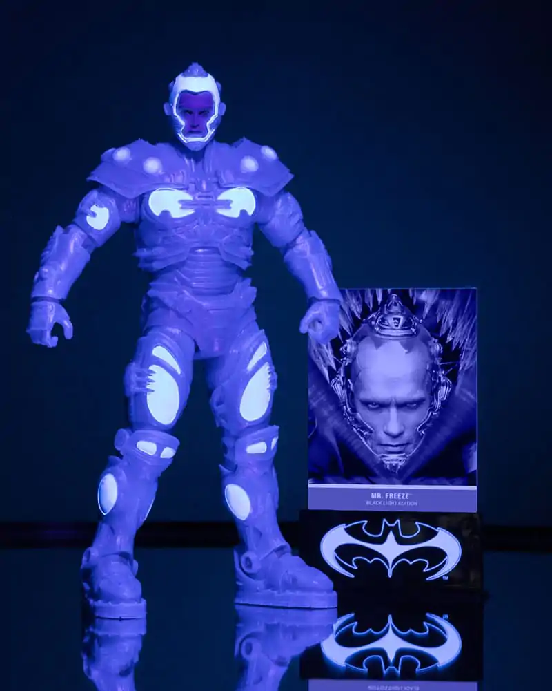 Batman & Robin DC Multiverse Action Figure Mr. Freeze (Black Light Edition) (Gold Label) 18 cm product photo