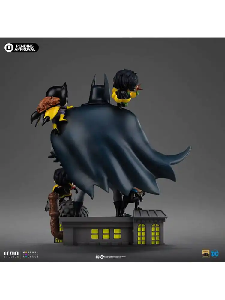 Batman Animated icons PVC Figure Batman Family 18 cm product photo