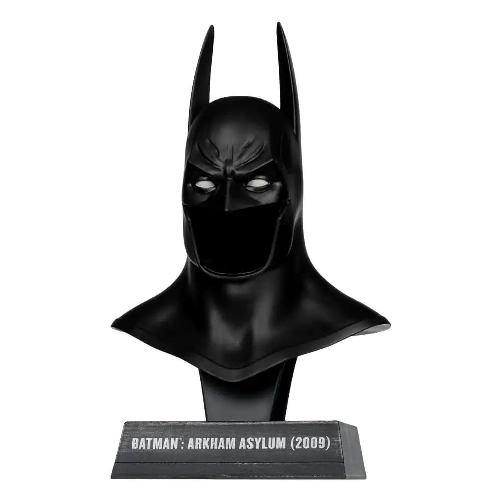 Batman: Arkham Asylum DC Direct Mini Replica 1/3 Batman Cowl 19 cm product photo