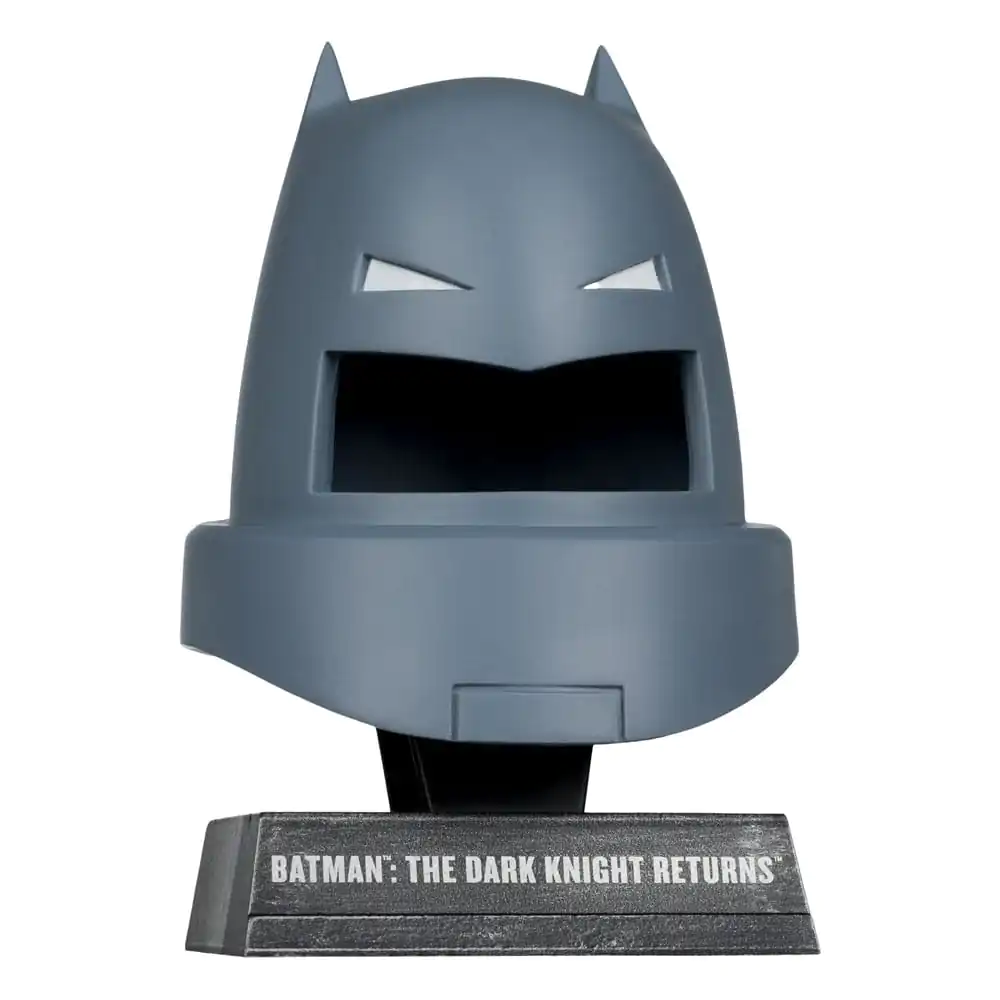 Batman DC Direct Mini Replica 1/3 Armoured Batman Cowl (Dark Knight Returns) 18 cm product photo