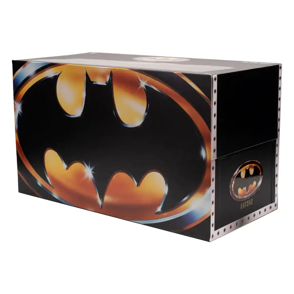 Batman Diecast Model 1/24 1989 Batmobile with figure &amp; shield product photo
