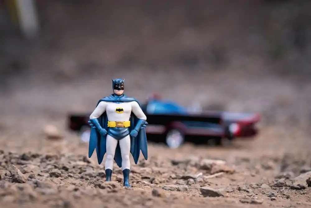 Batman Diecast Model 1/24 Pack of 5 Classic TV Series Batman, Robin, Joker, Penguin &amp; Batmobile product photo