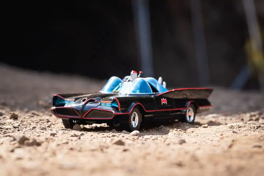 Batman Diecast Model 1/24 Pack of 5 Classic TV Series Batman, Robin, Joker, Penguin &amp; Batmobile product photo