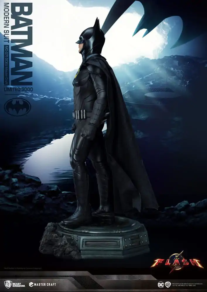 Batman Master Craft Statue Batman Modern Suit 42 cm termékfotó