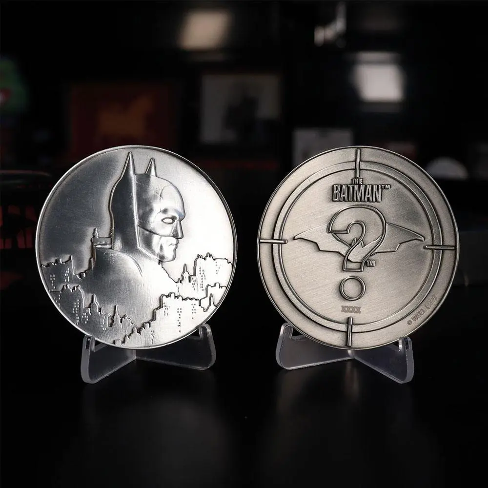 Batman Medallion Batman &amp; Riddler Limited Edition product photo