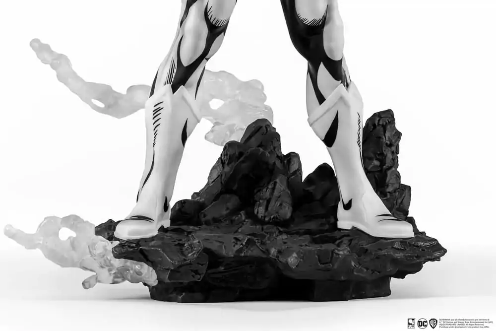 Batman PX PVC Statue 1/8 SDCC 2024 Superman Black & White Version 30 cm product photo