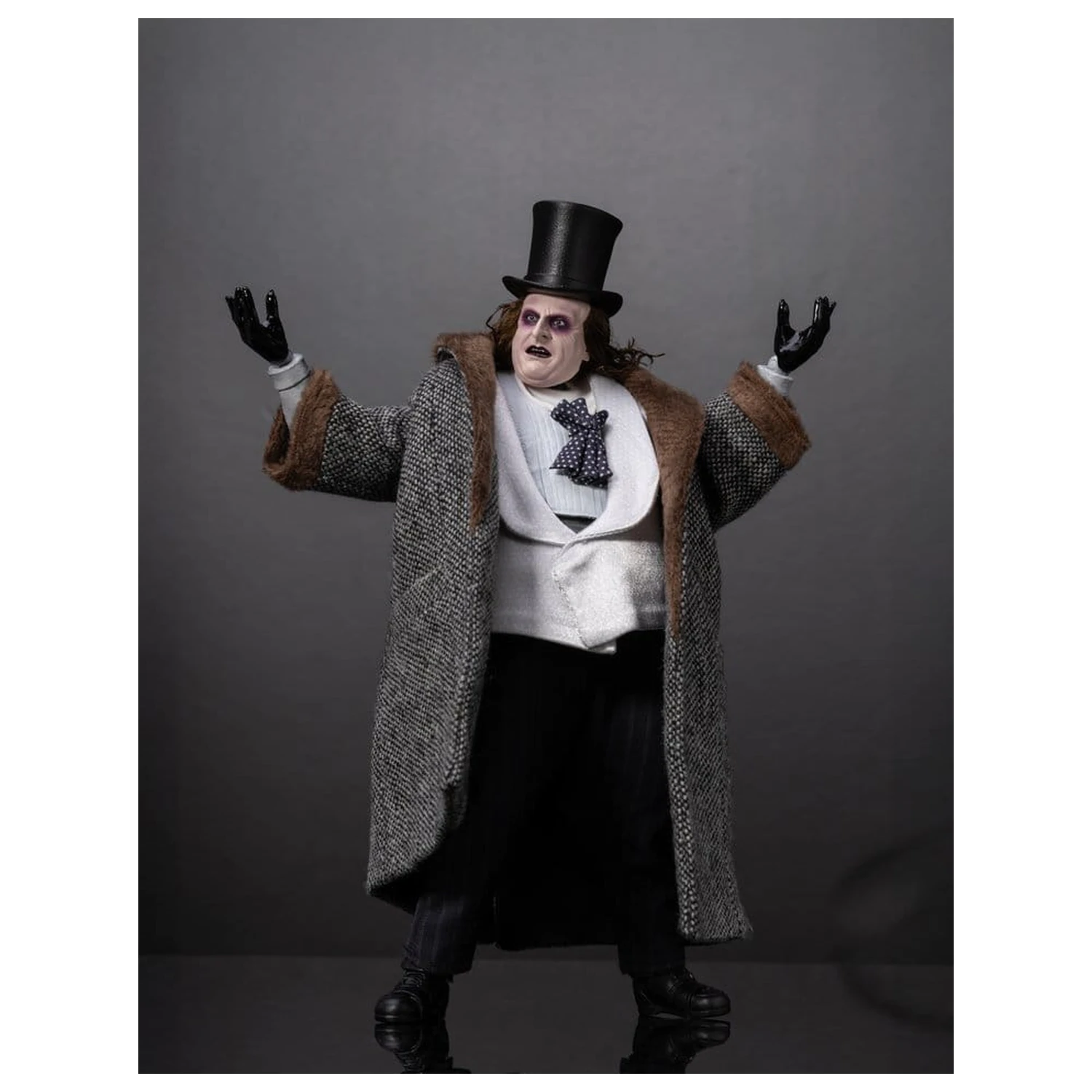 Batman Returns Action Figure The Penguin SP 17 cm product photo