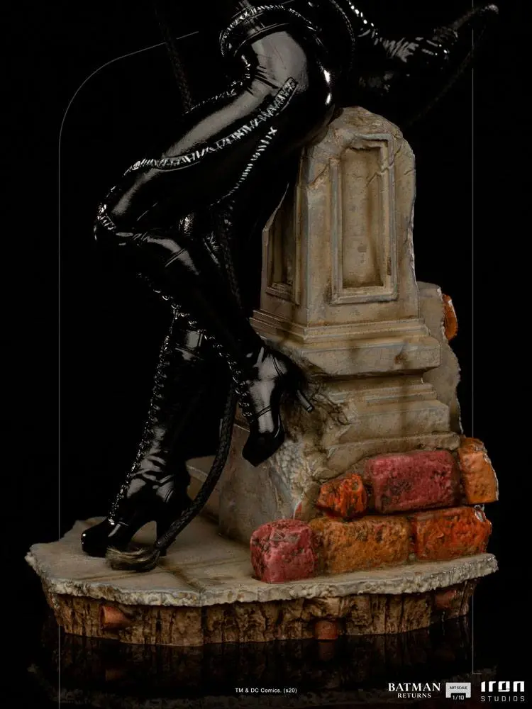 Batman Returns Art Scale Statue 1/10 Catwoman 20 cm product photo