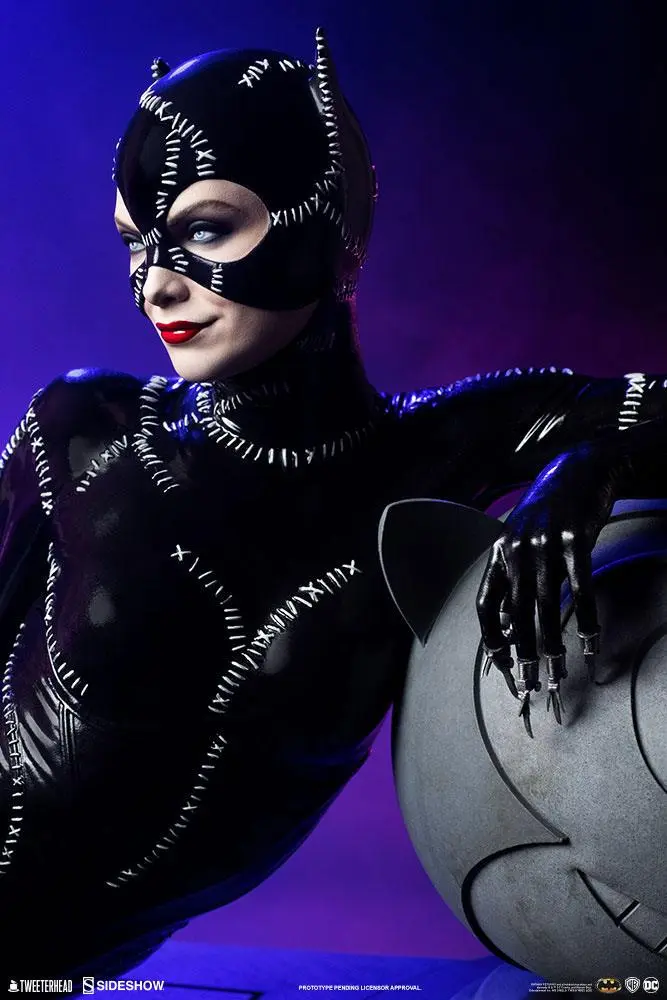 Batman Returns Maquette 1/4 Catwoman 34 cm product photo