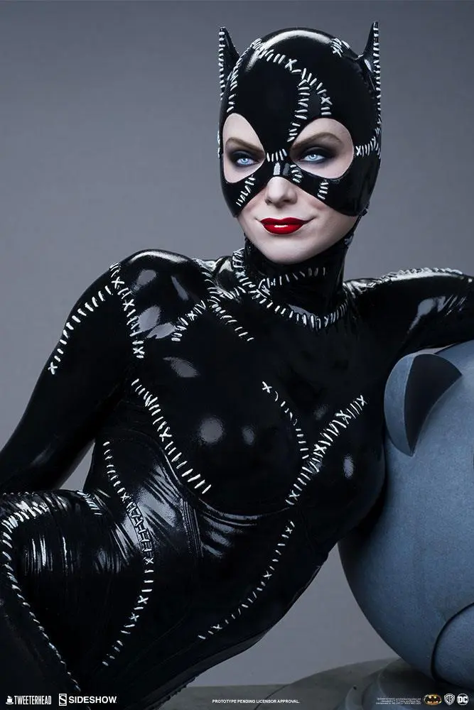 Batman Returns Maquette 1/4 Catwoman 34 cm product photo