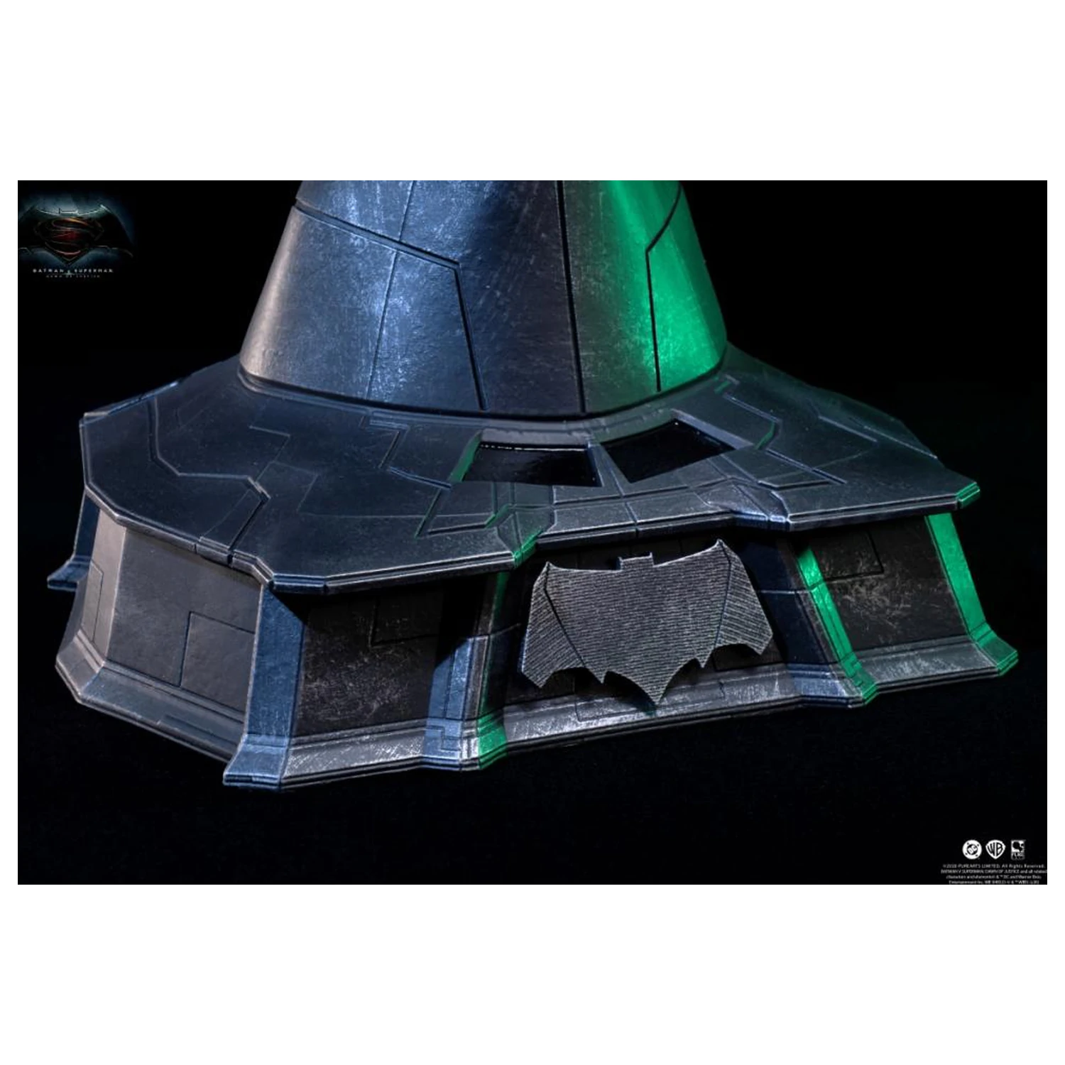 Batman v Superman Armored Batman Helmet Replica 1/1 product photo