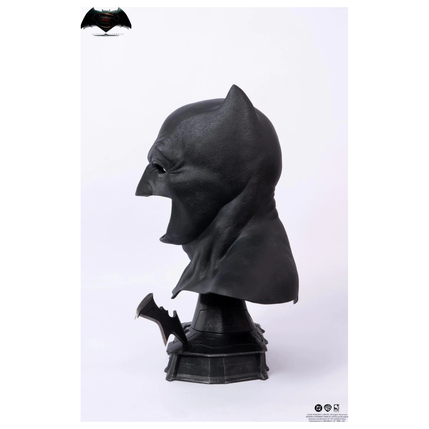 Batman v Superman Batman Cowl Replica 1/1 51cm product photo