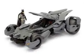 Batman v Superman Diecast Model 1/24 2016 Batmobile with figure product photo