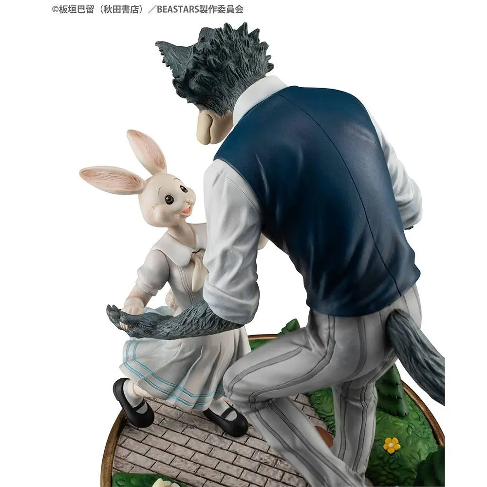 Beastars PVC Statue Legoshi &amp; Haru Shall We Dance 23 cm product photo