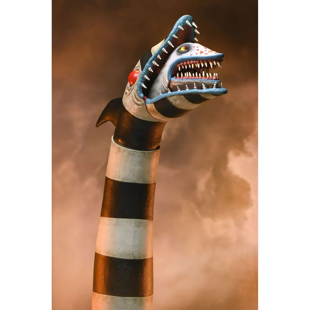 Beetlejuice 2 Matador Beetlejuice & Sandworm Ultimate figures product photo