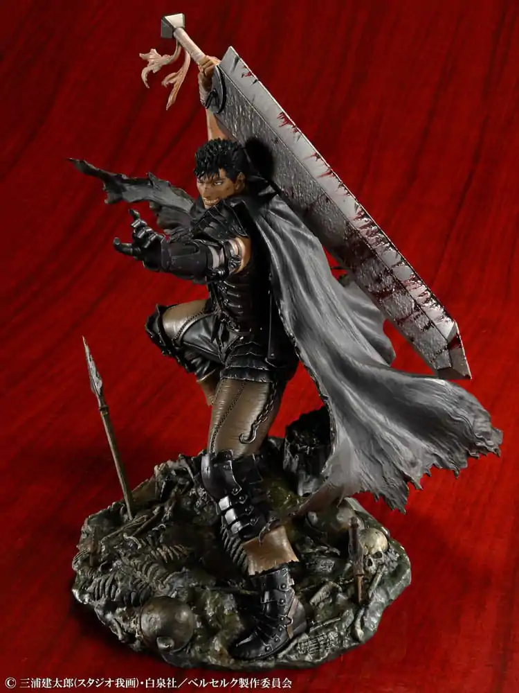 Berserk PVC Statue 1/7 Guts Black Swordsman Ver. 26 cm termékfotó