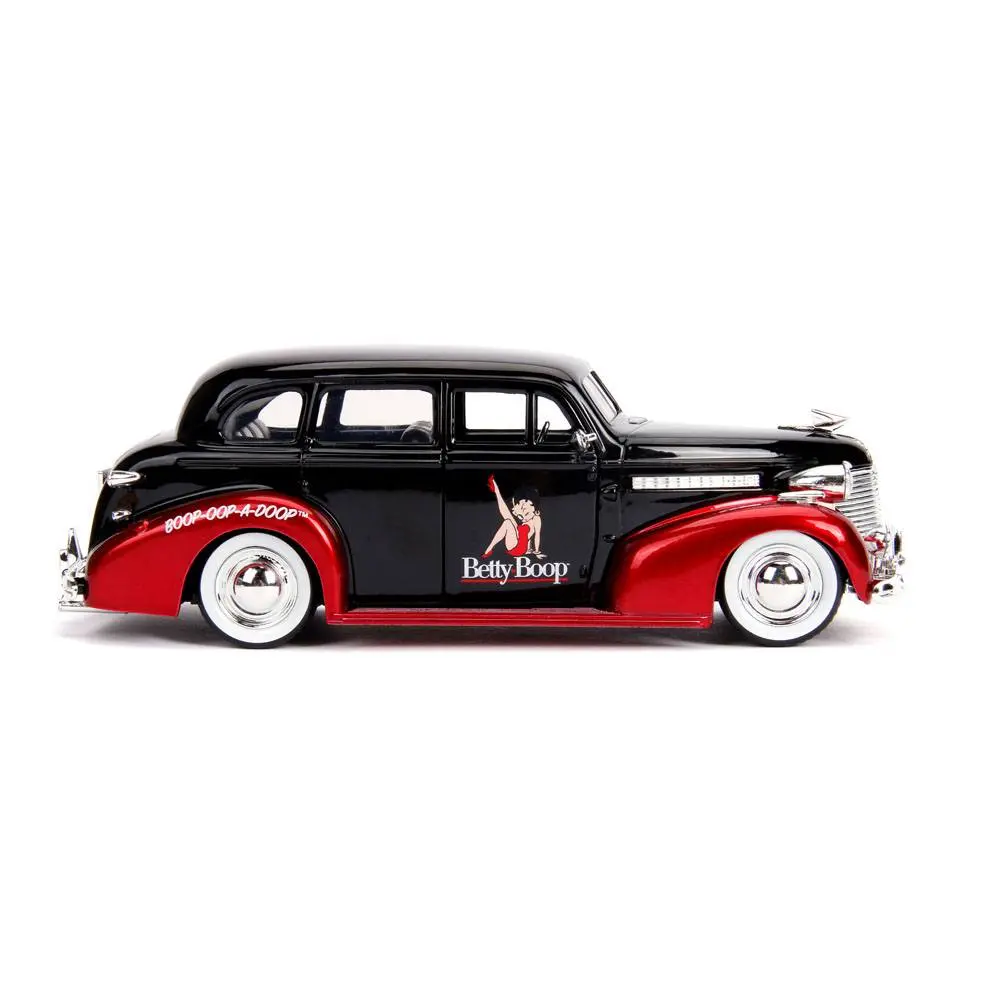 Betty Boop Hollywood Rides Diecast Model 1/24 1939 Chevy Master Deluxe with Figure product photo