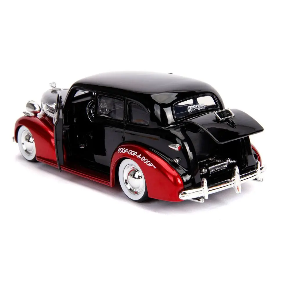 Betty Boop Hollywood Rides Diecast Model 1/24 1939 Chevy Master Deluxe with Figure product photo