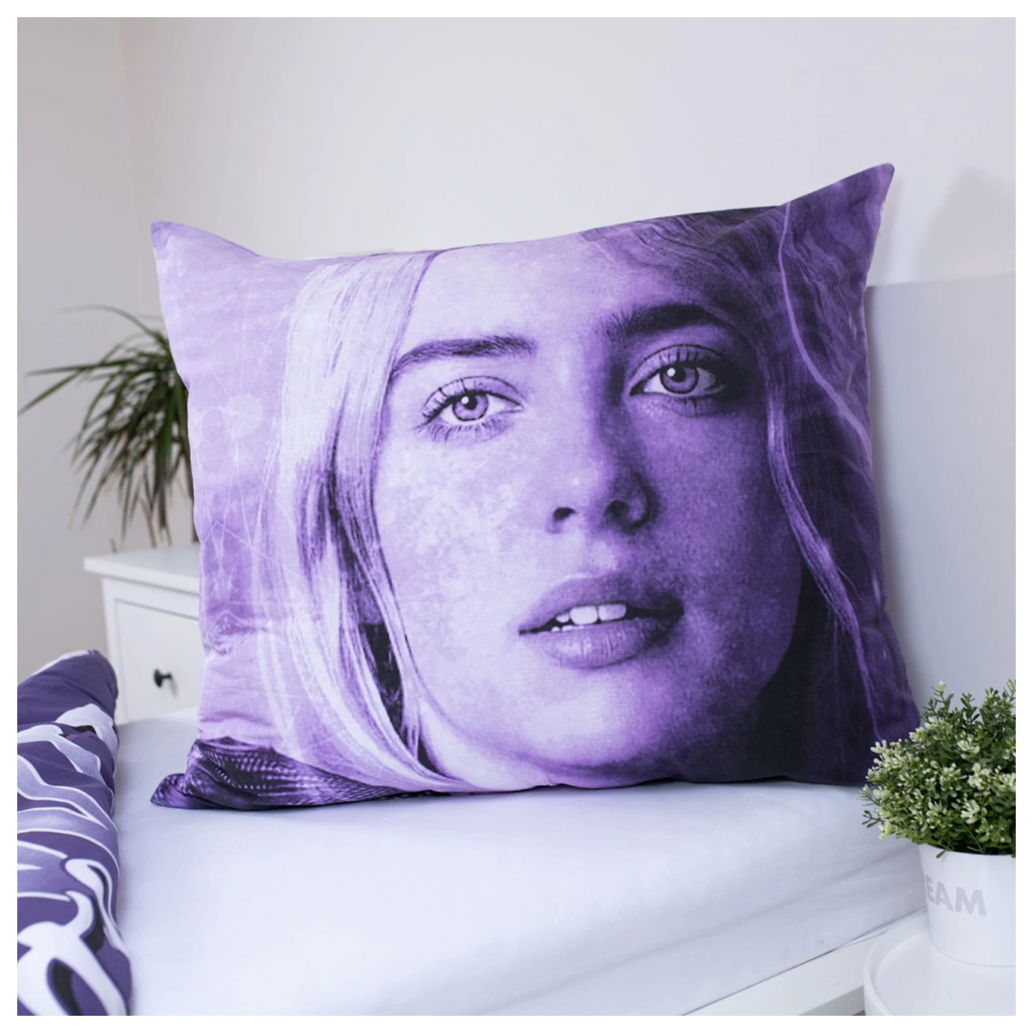 Billie Eilish Wild Flower Duvet Cover product photo
