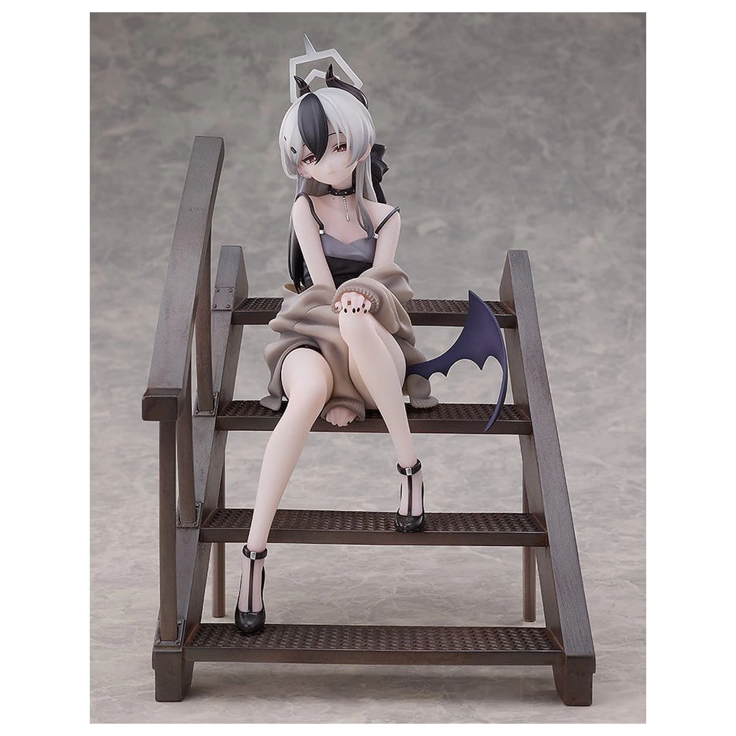 Blue Archive PVC Statue 1/7 Kayoko (Dress): Memorial Lobby Ver. 22 cm     product photo