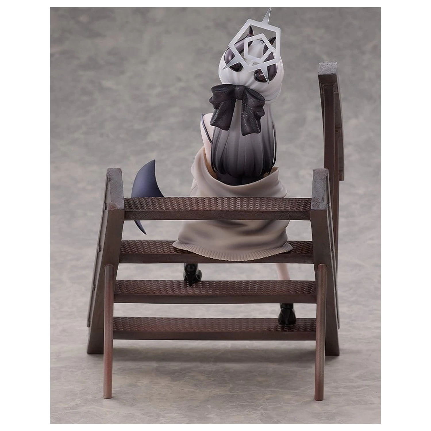 Blue Archive PVC Statue 1/7 Kayoko (Dress): Memorial Lobby Ver. 22 cm     product photo