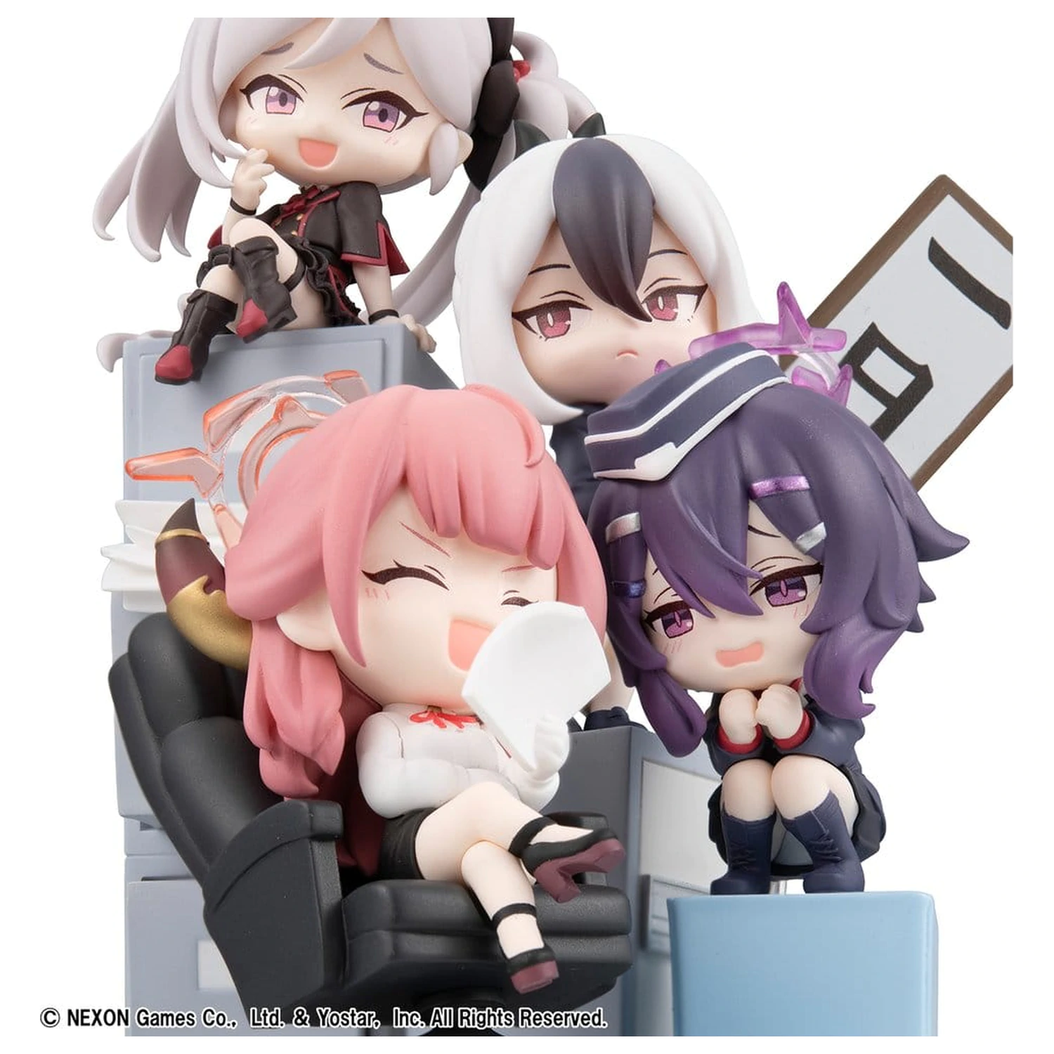 Blue Archive FigUnity PVC Figure 14 cm product photo