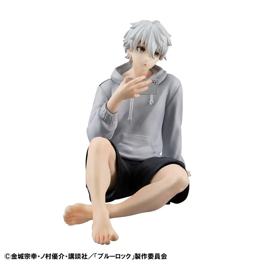 Blue Lock G.E.M. Series PVC Statue Seishiro Nagi Repaint Ver. Palm Size 9 cm product photo
